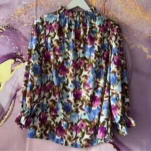 5/$30 2Hearts Watercolor Floral Long Sleeve Blouse S